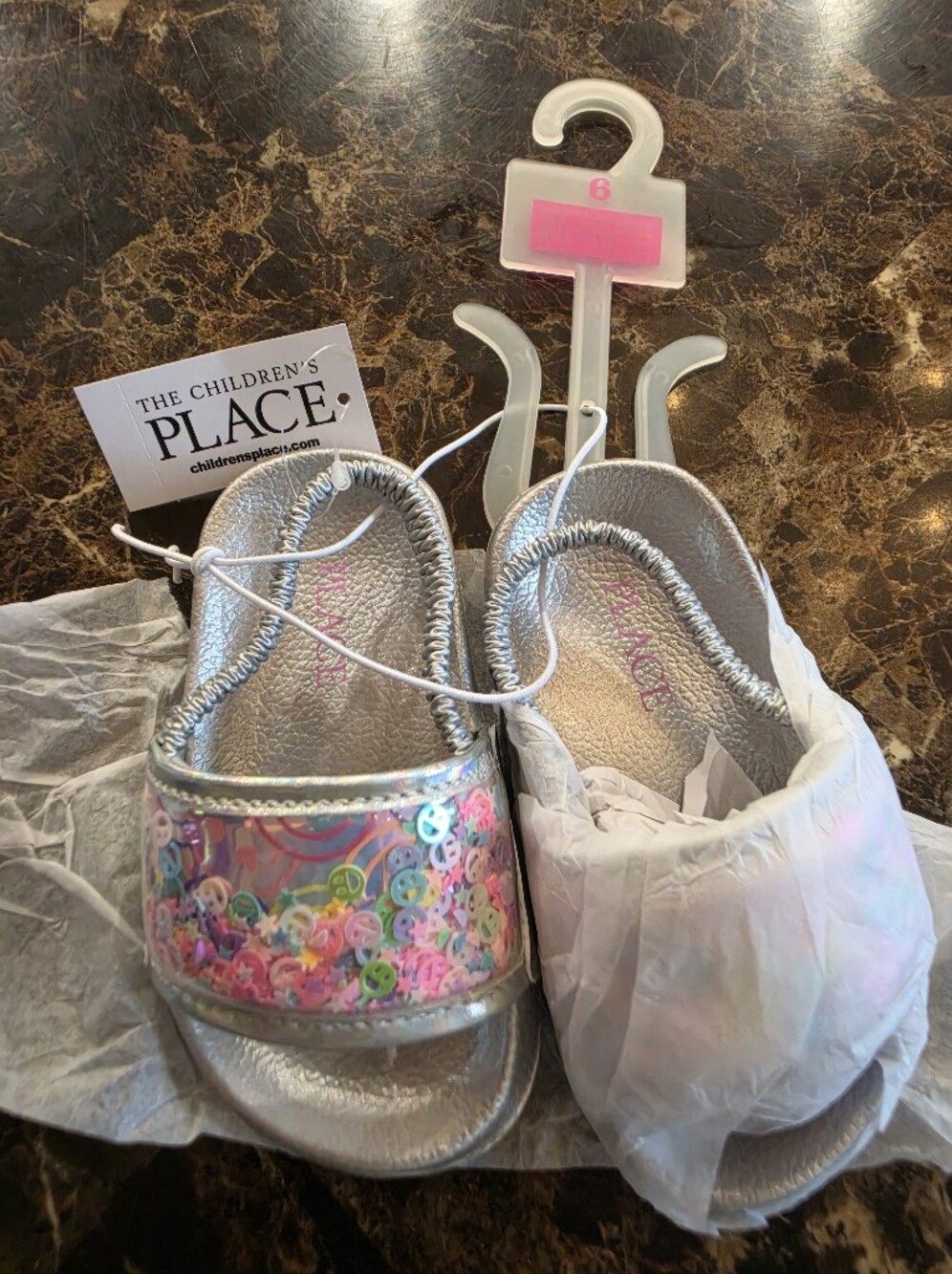 🔥 NWT The Children's Place Silver Slide Sandals (Size: 6c/6T)